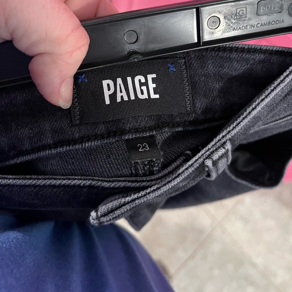 Paige jeans size 23